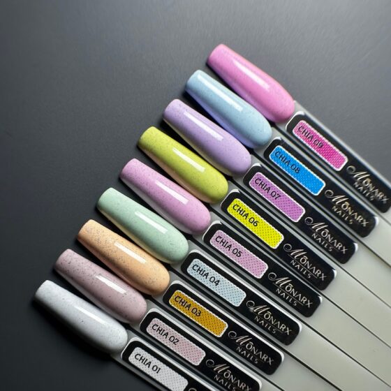 Monarx – Gelinis nagų lakas, švelni ir natūrali rožinė spalva, ilgalaikis ir blizgus efektas.