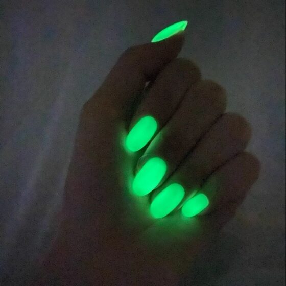 Top CHOST - šviečiantis produktas tamsoje, puikus apšvietimo sprendimas.