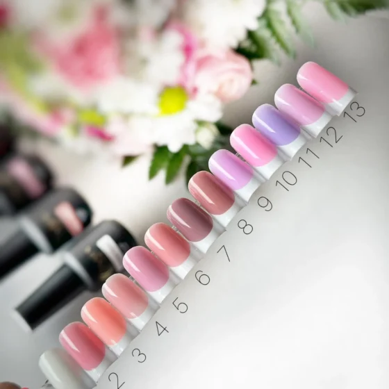 Rubber Base – natūralios spalvos nagų bazei ir modeliavimui