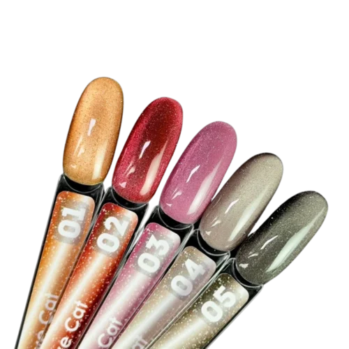 REFLECTIVE CAT gelinių lakų kolekcija